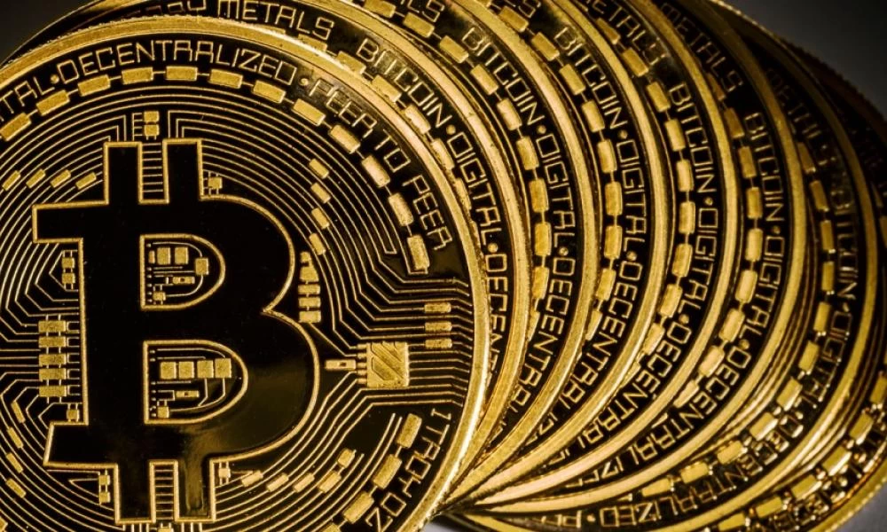 Ξεκίνησε η πτώση για το Bitcoin